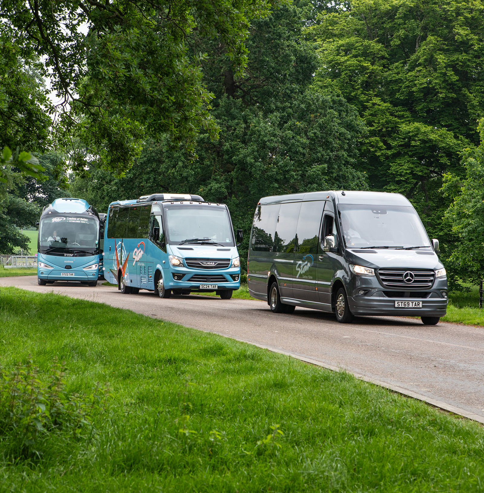 why choose us for school and collage coach hire