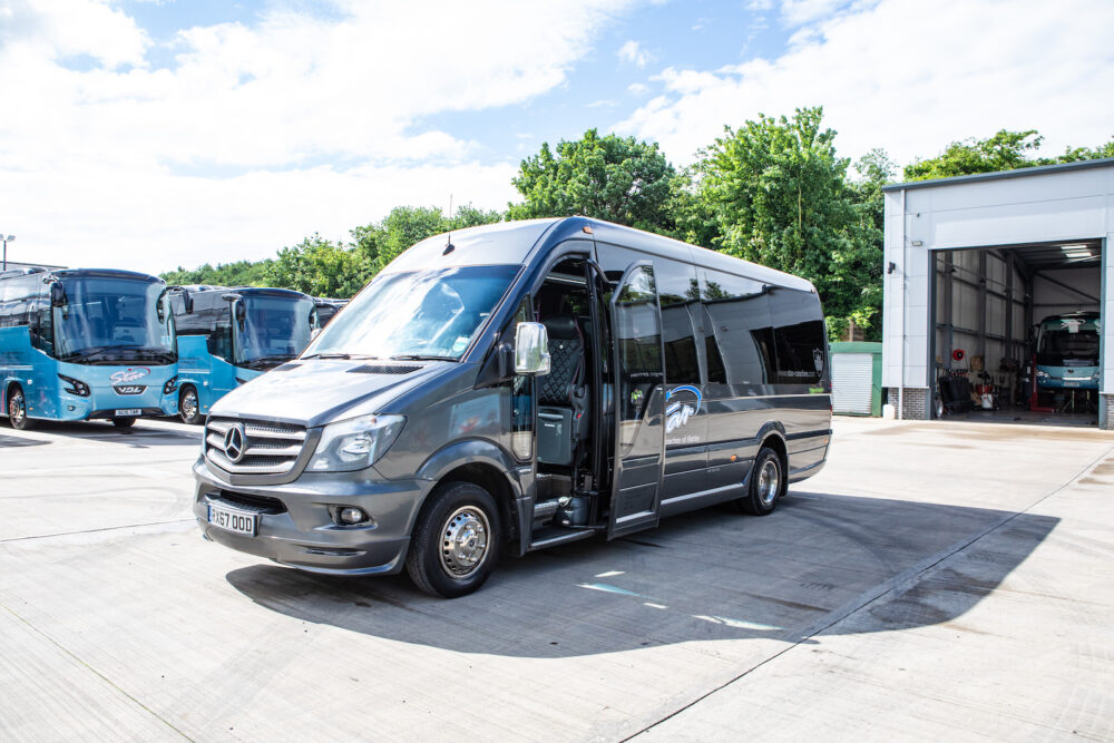 16 to 20 seater minibus hire 4
